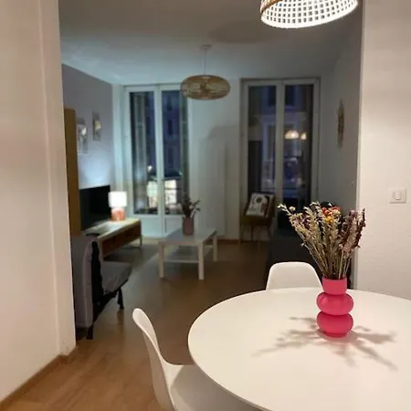 Apartment Hyper Centre - Grand T3- Aux Bons Enfants